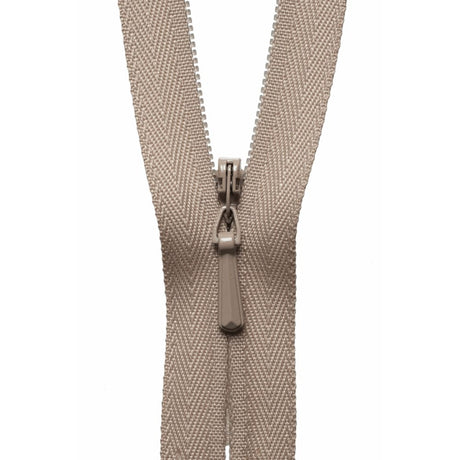 Groves Haberdashery Concealed Zip 23 cm Fawn (Y723-573) YKK Concealed Zip 23 cm / 9 Inch